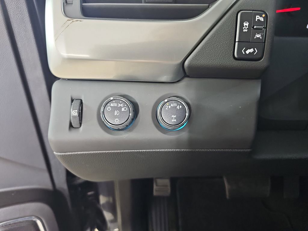 Certified 2017 Chevrolet Tahoe LT AWD/4WD image 33