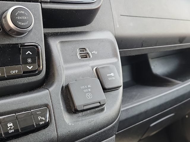 Used 2024 RAM ProMaster 2500 w/ Safety Group FWD image 31