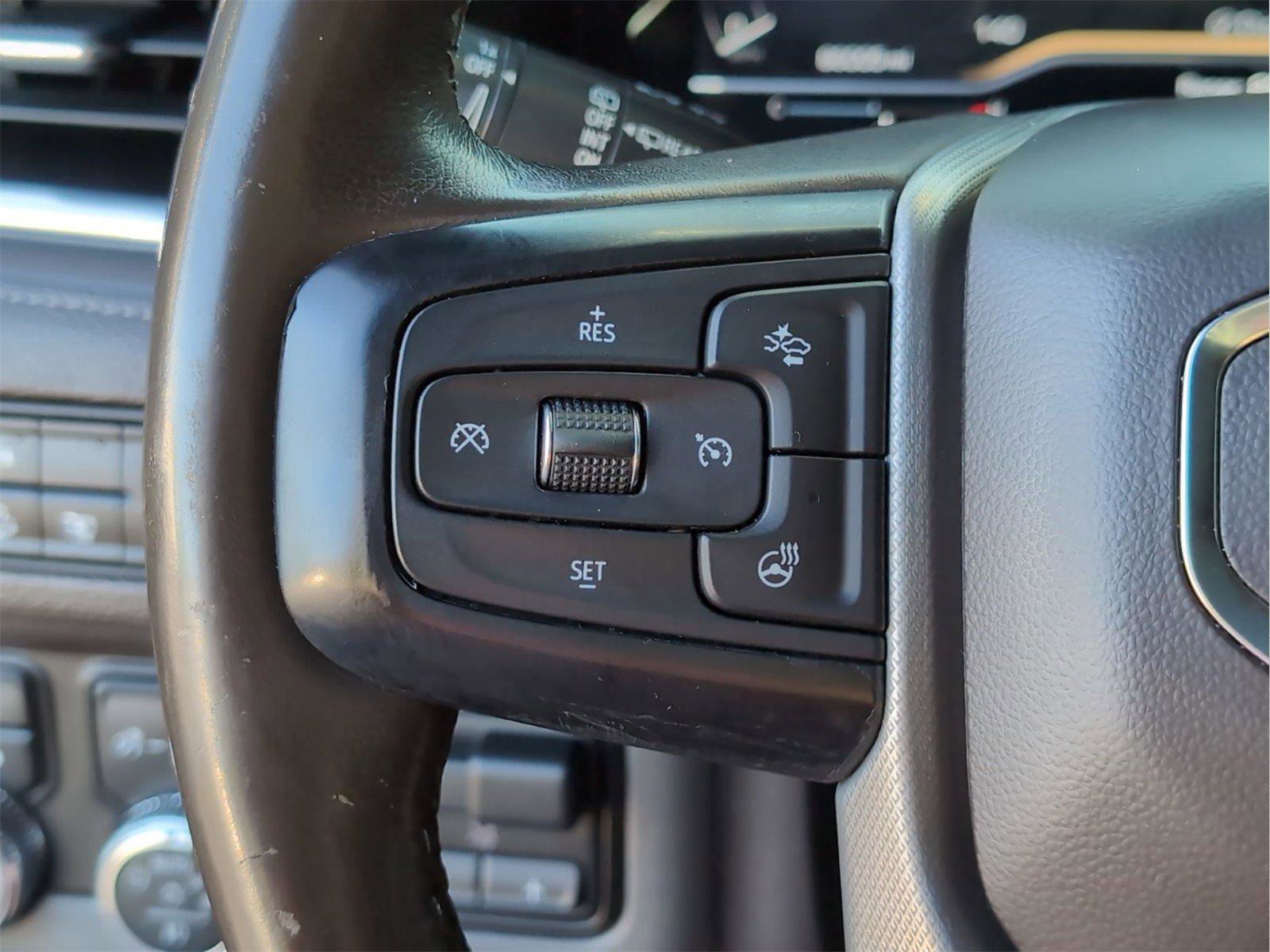 Used 2022 GMC Yukon Denali w/ Denali Ultimate Package AWD/4WD image 25