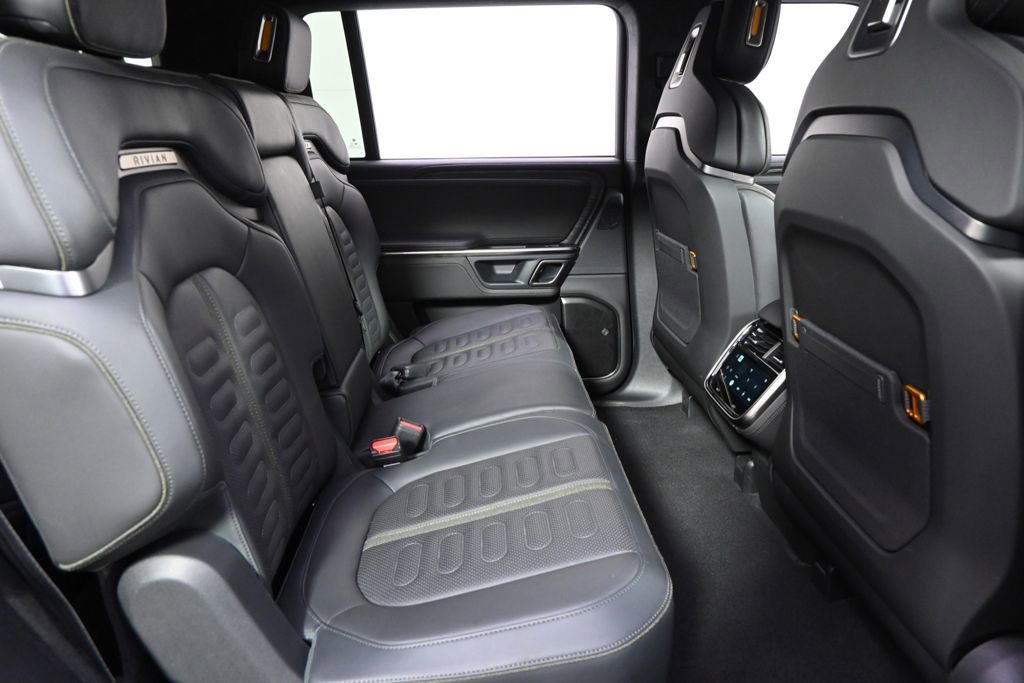 Used 2023 Rivian R1S Adventure AWD/4WD image 18