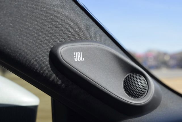 Used 2023 Toyota Crown Limited image 21