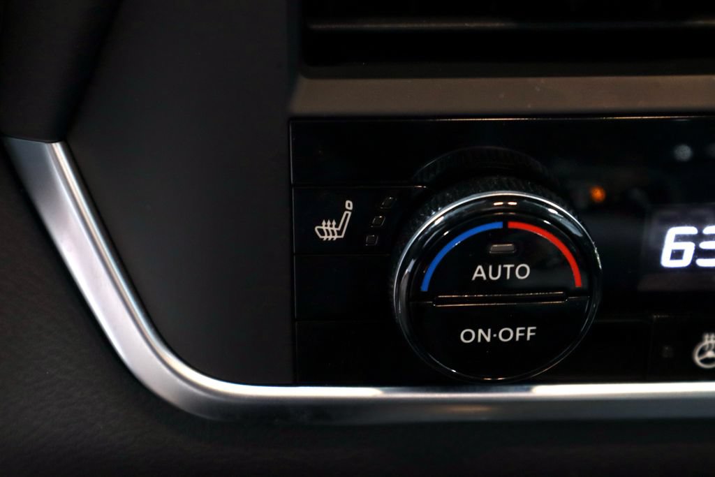 Certified 2023 Nissan Rogue SV w/ SV Premium B Package AWD/4WD image 4