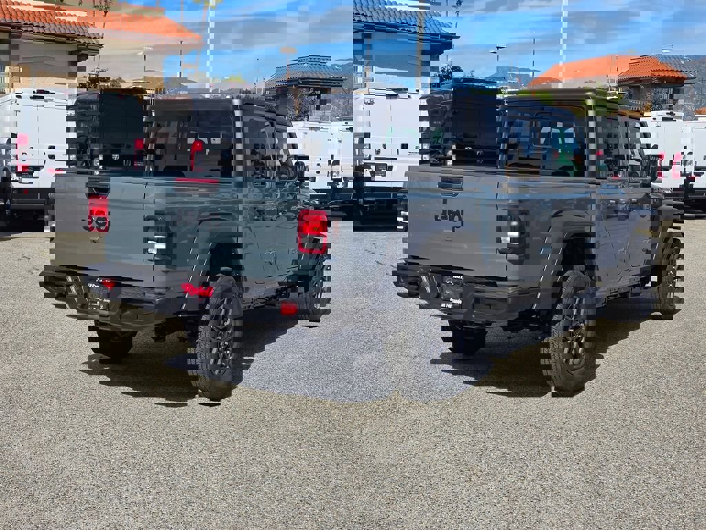 New 2026 Jeep Gladiator Sport image 4