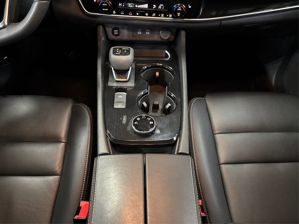 Used 2024 Nissan Rogue SL w/ SL Premium Package image 20