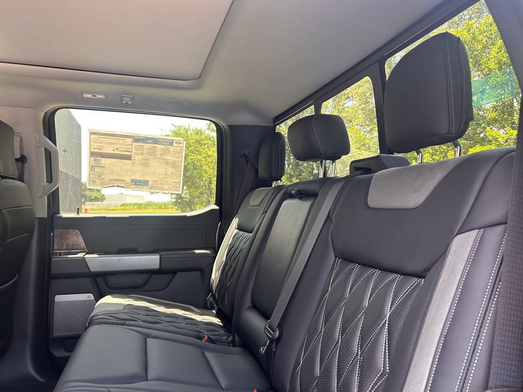 New 2026 Ford F250 Lariat w/ Black Appearance Package AWD/4WD image 14