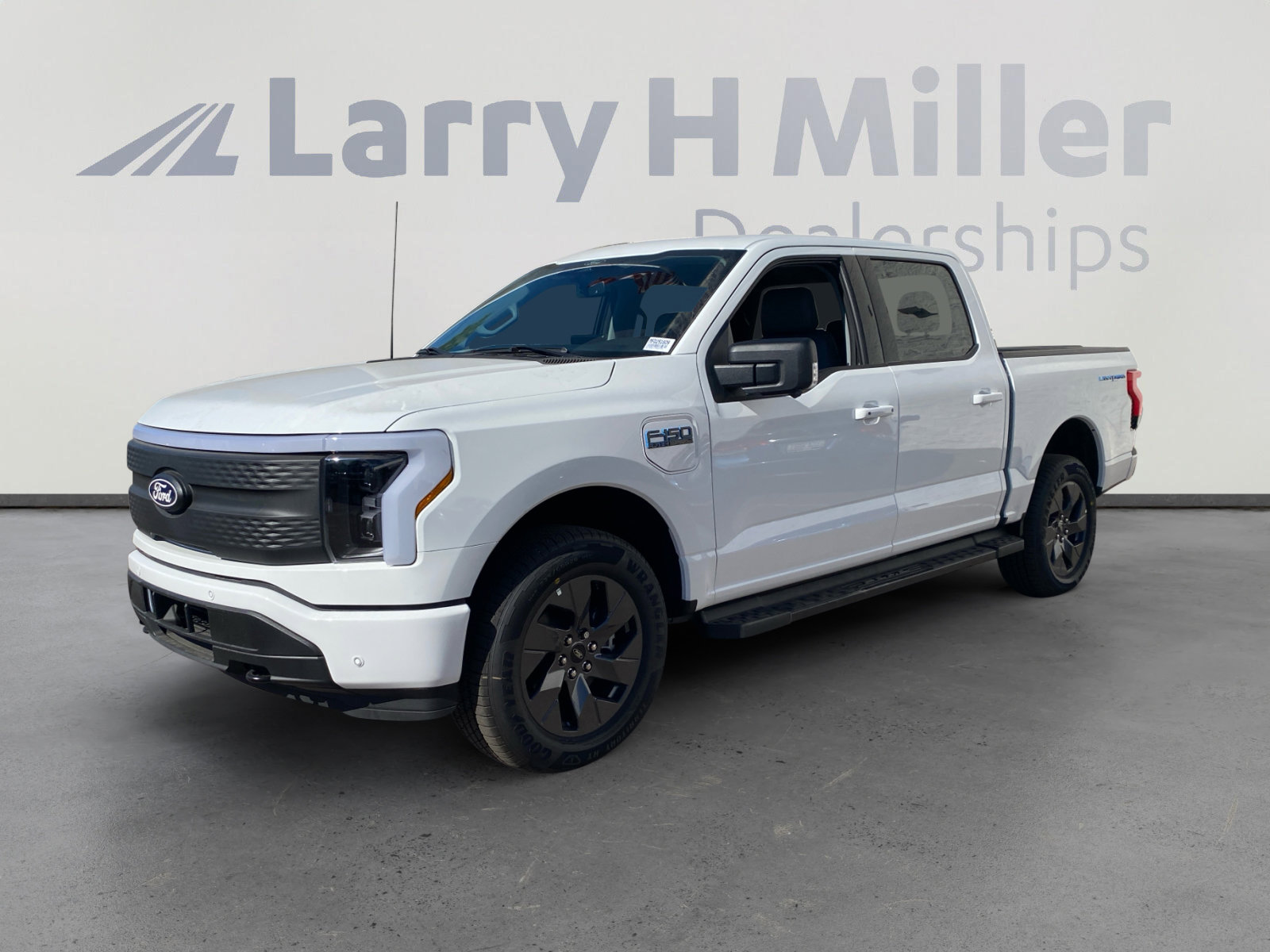 New 2025 Ford F150 Lightning Flash