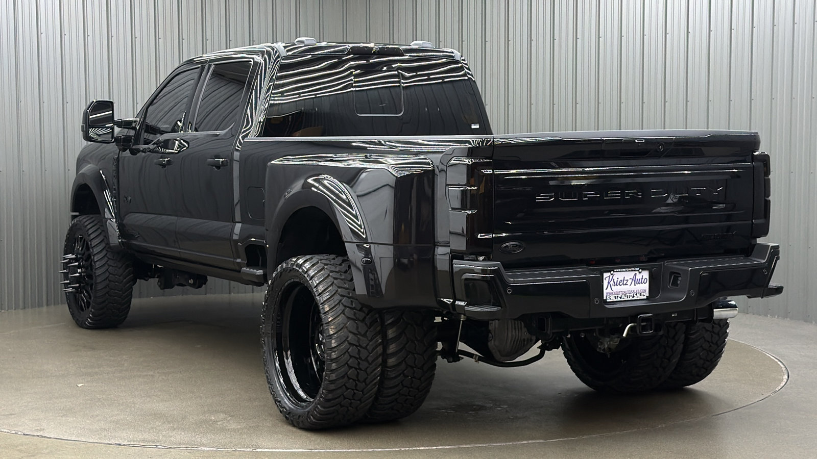 Used 2026 Ford F450 Platinum w/ FX4 Off-Road Package AWD/4WD image 3
