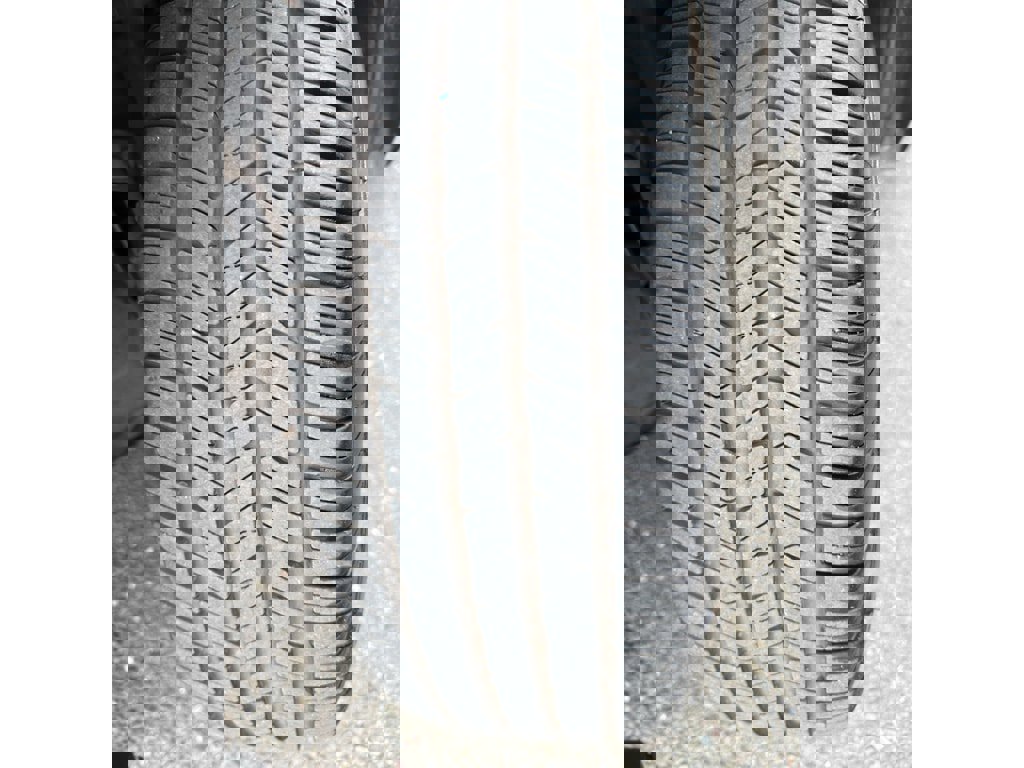 Used 2022 Nissan Rogue Sport S image 11