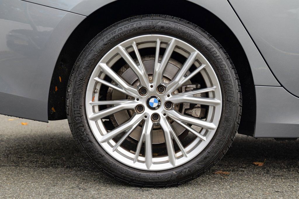 Used 2023 BMW 330i xDrive Sedan w/ Driving Assistance Package image 13