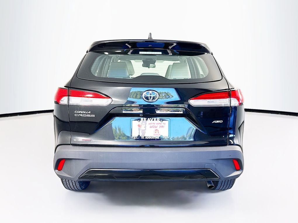 Used 2023 Toyota Corolla Cross L image 8