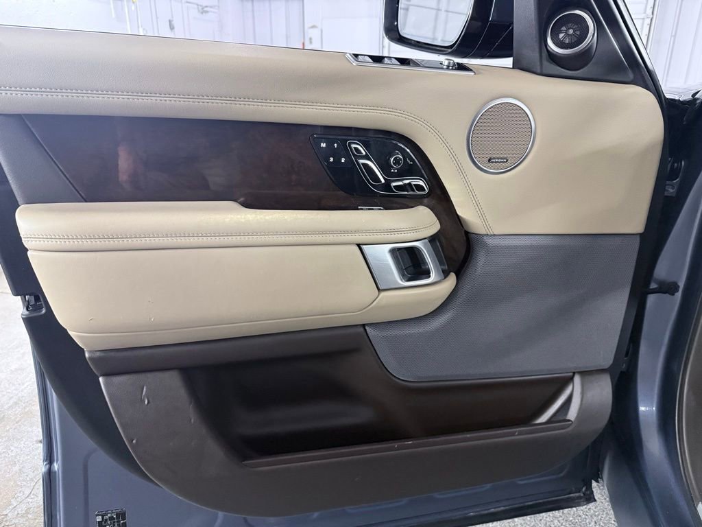 Used 2021 Land Rover Range Rover P525 Westminster Edition image 17