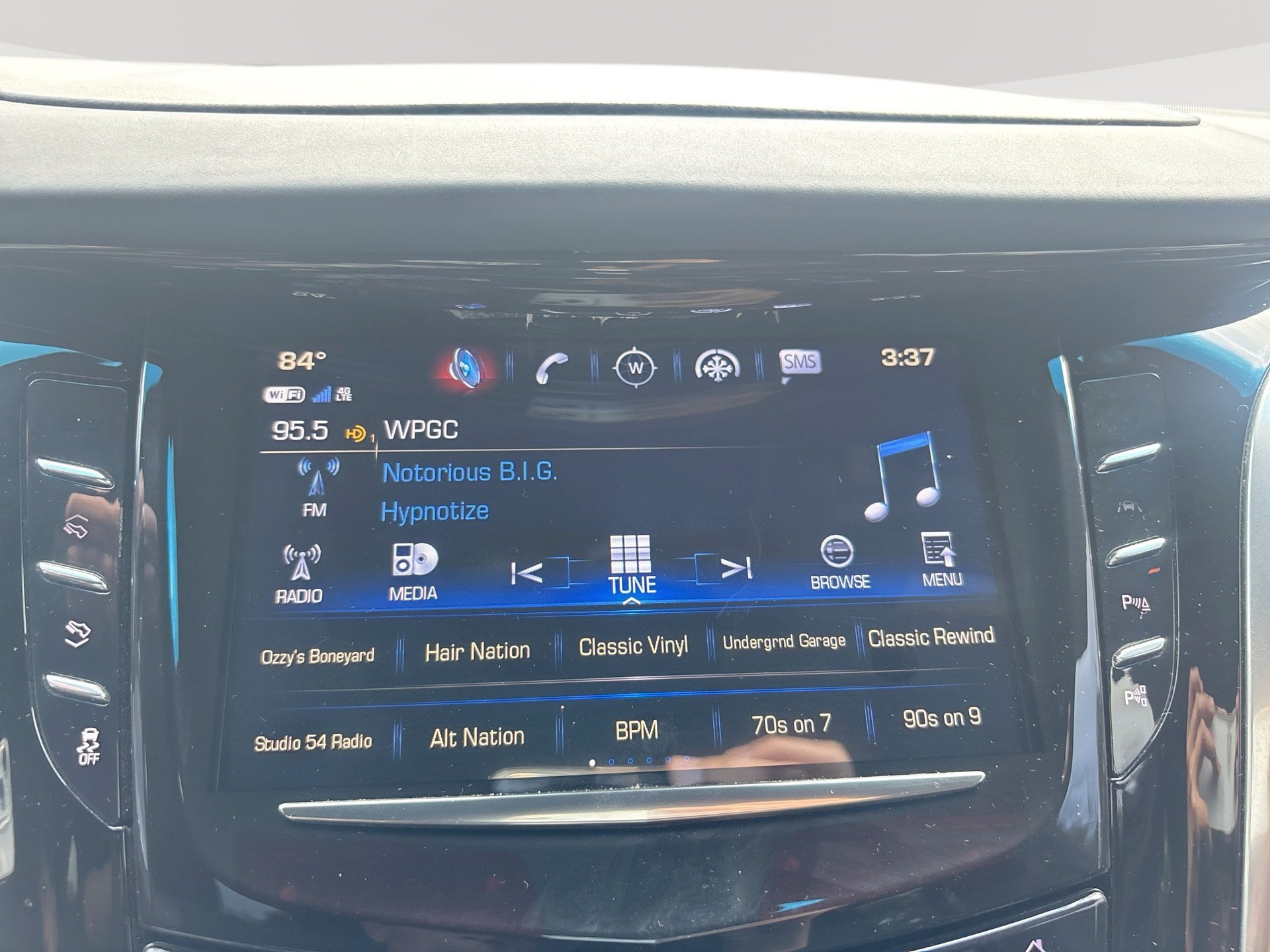 Used 2020 Cadillac Escalade Platinum AWD/4WD image 12