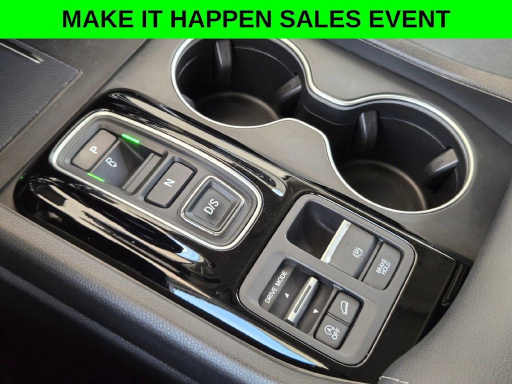 Used 2025 Honda Pilot Touring image 19