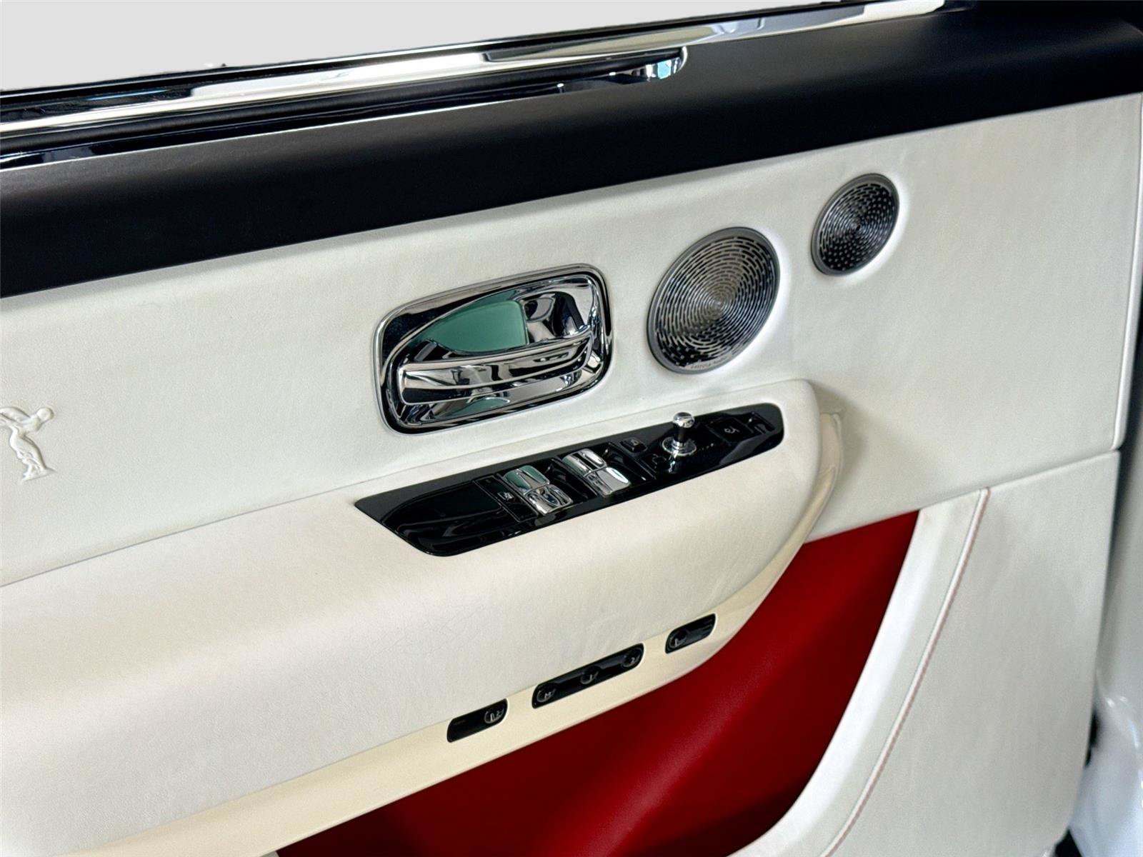Used 2021 Rolls-Royce Cullinan AWD/4WD image 13