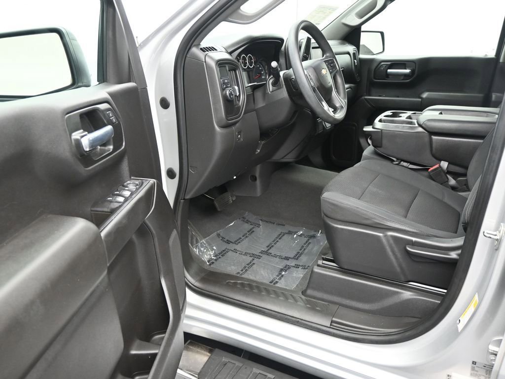 Used 2021 Chevrolet Silverado 1500 Custom w/ Safety Confidence Package RWD image 12
