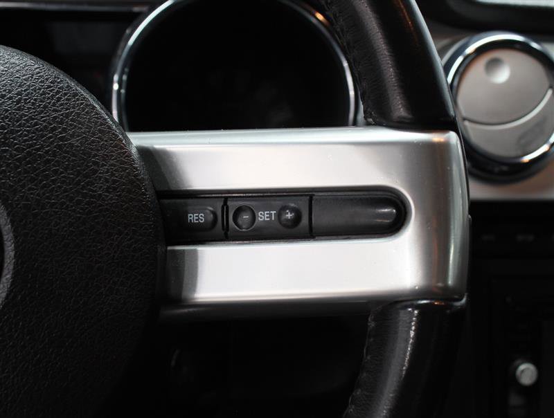 Used 2007 Ford Mustang GT RWD image 13