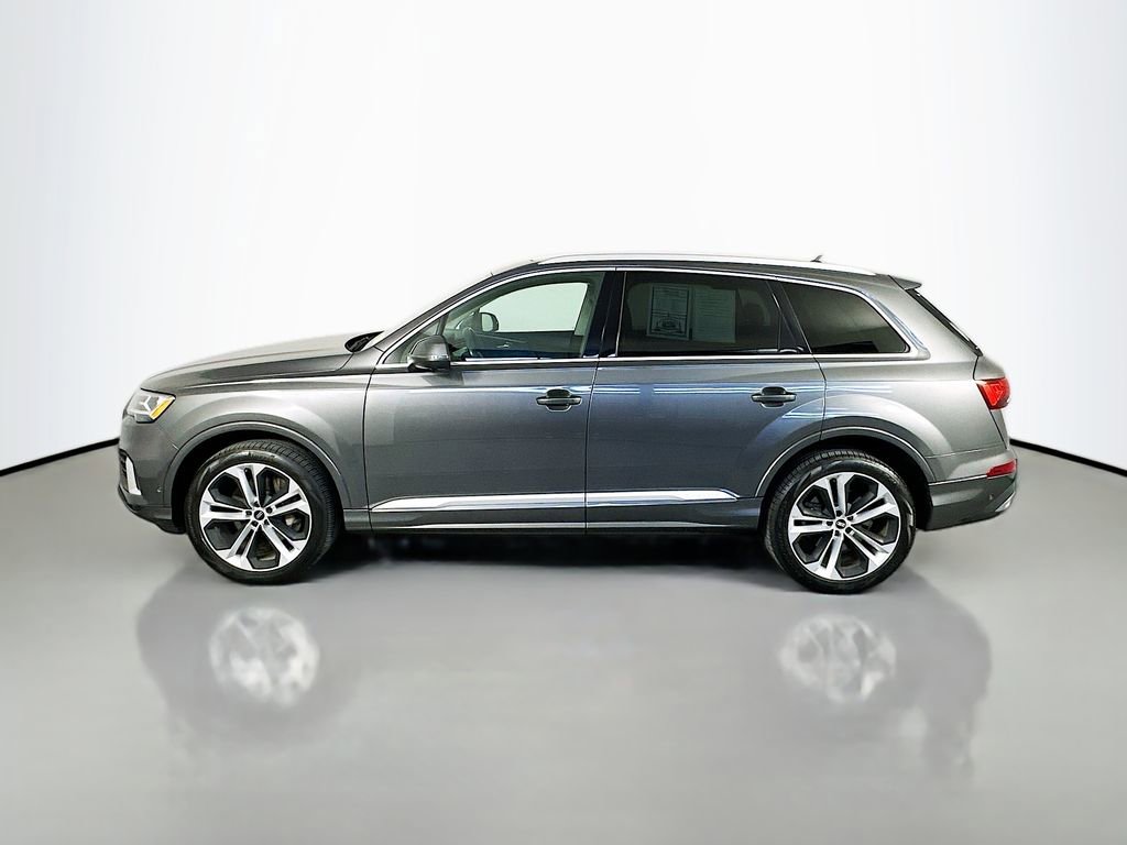 Used 2021 Audi Q7 3.0T Premium Plus w/ Premium Plus Package AWD/4WD image 4
