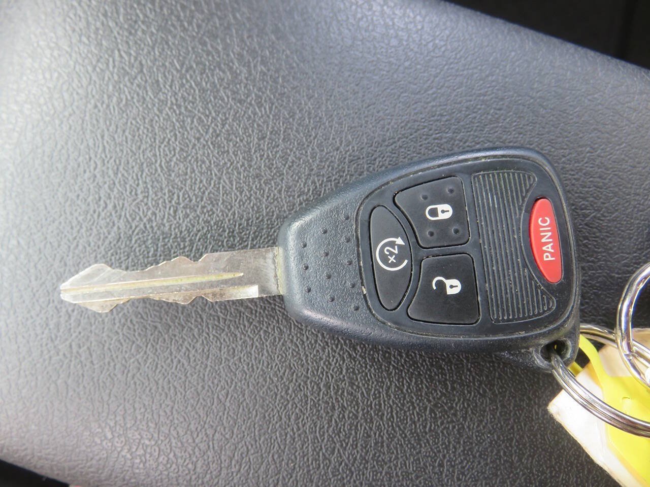 Used 2014 Jeep Patriot Latitude AWD/4WD image 36