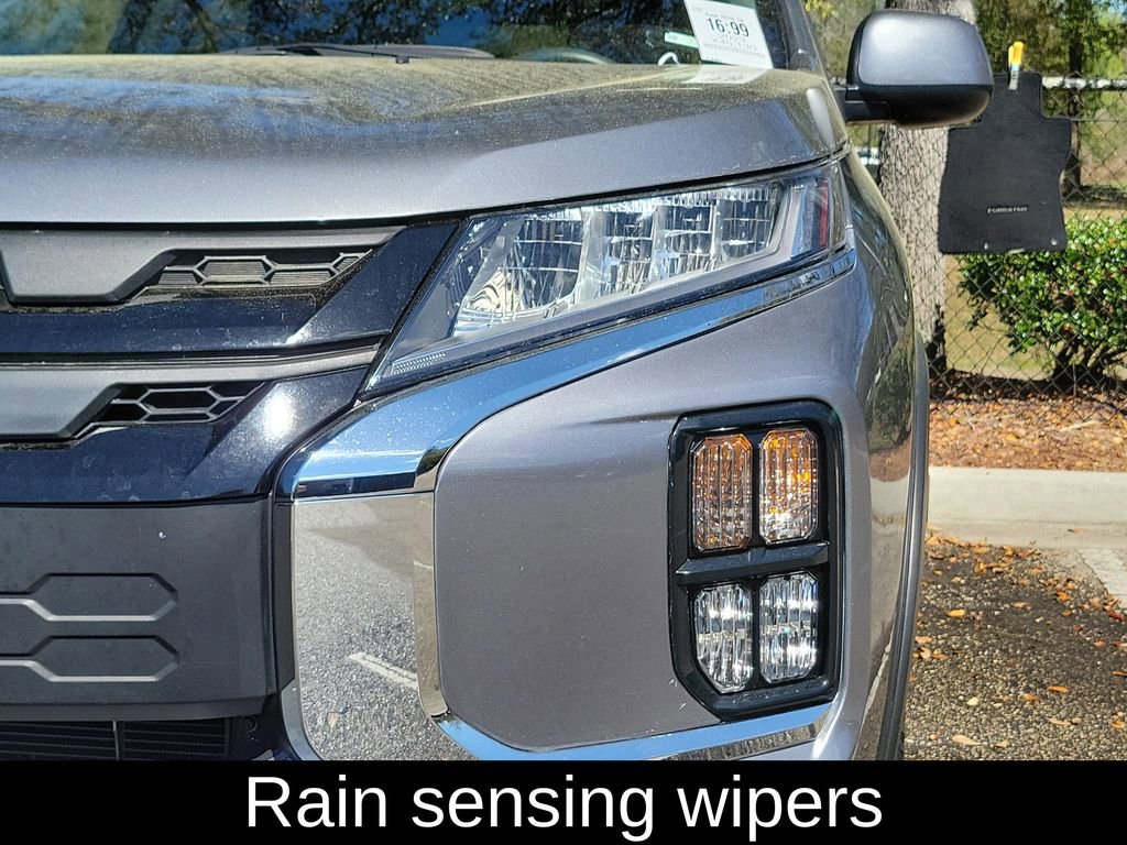 Used 2023 Mitsubishi Outlander Sport ES image 3