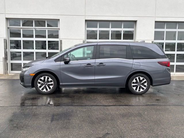 Used 2025 Honda Odyssey EX-L image 3