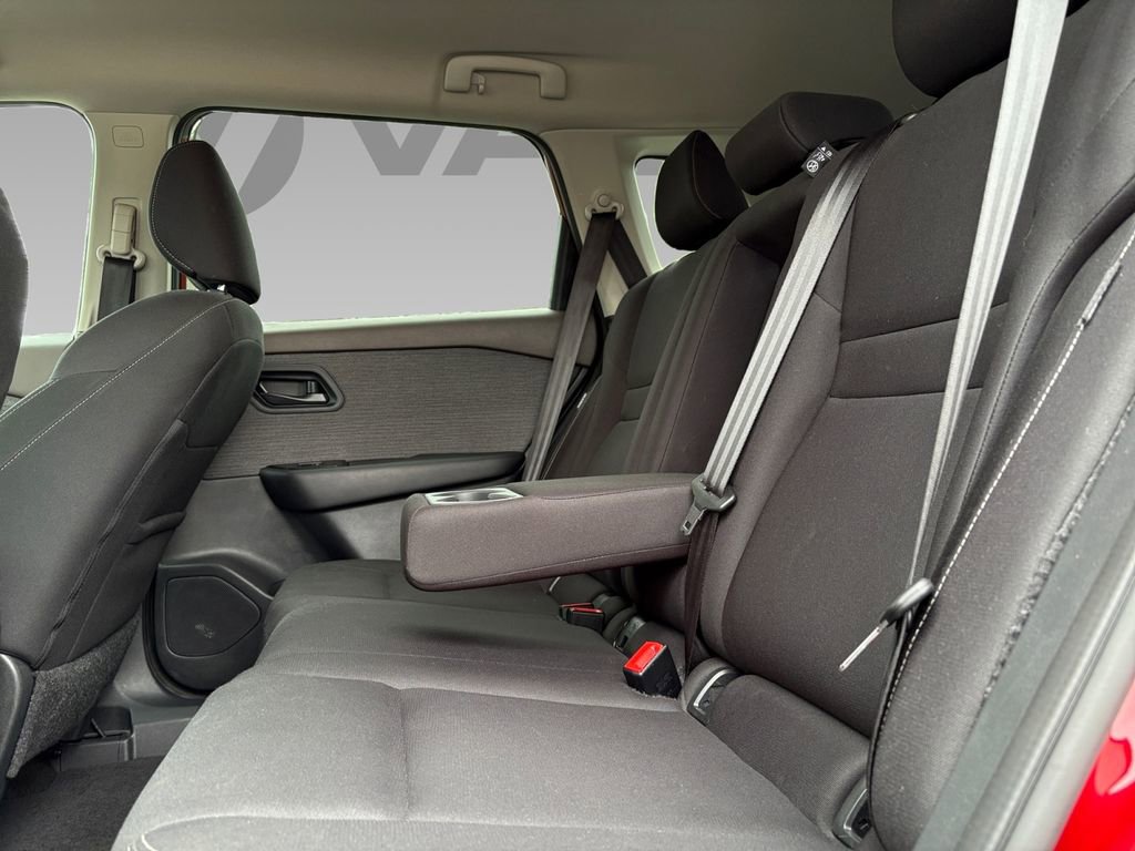 Used 2023 Nissan Rogue S FWD image 5