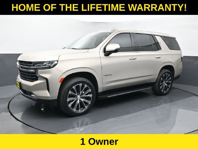 Used 2021 Chevrolet Tahoe LT w/ Luxury Package AWD/4WD image 2