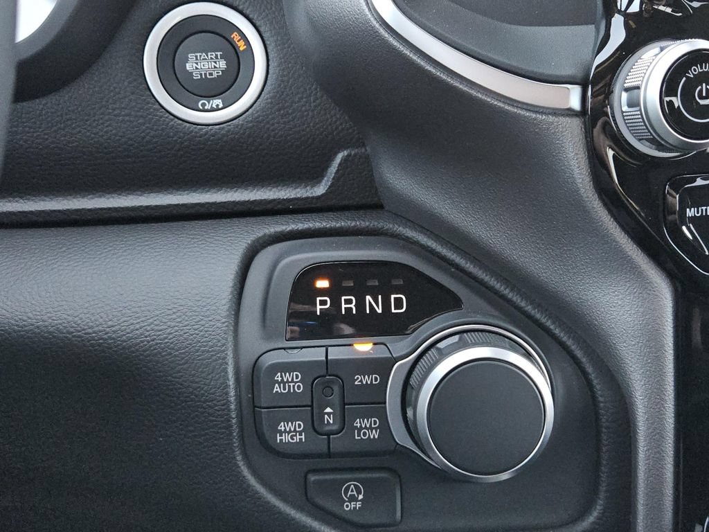 New 2026 RAM 1500 Lone Star AWD/4WD image 17