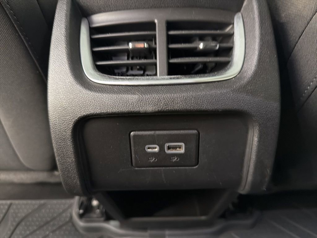 Used 2020 Chevrolet Blazer LT image 25