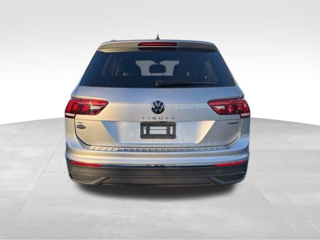 Certified 2023 Volkswagen Tiguan SE w/ Panoramic Sunroof Package image 8