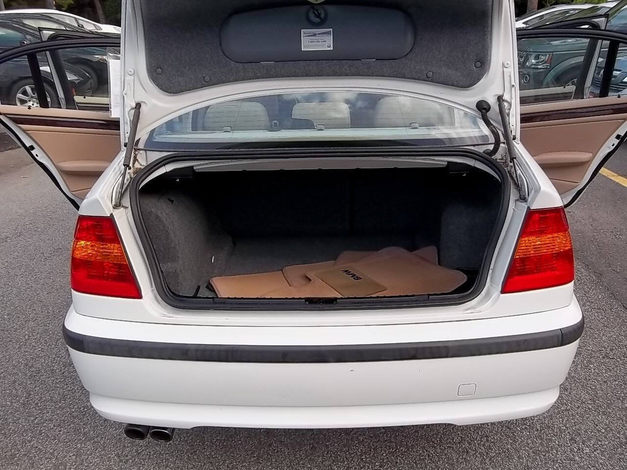 Used 2005 BMW 325xi Sedan AWD/4WD image 29