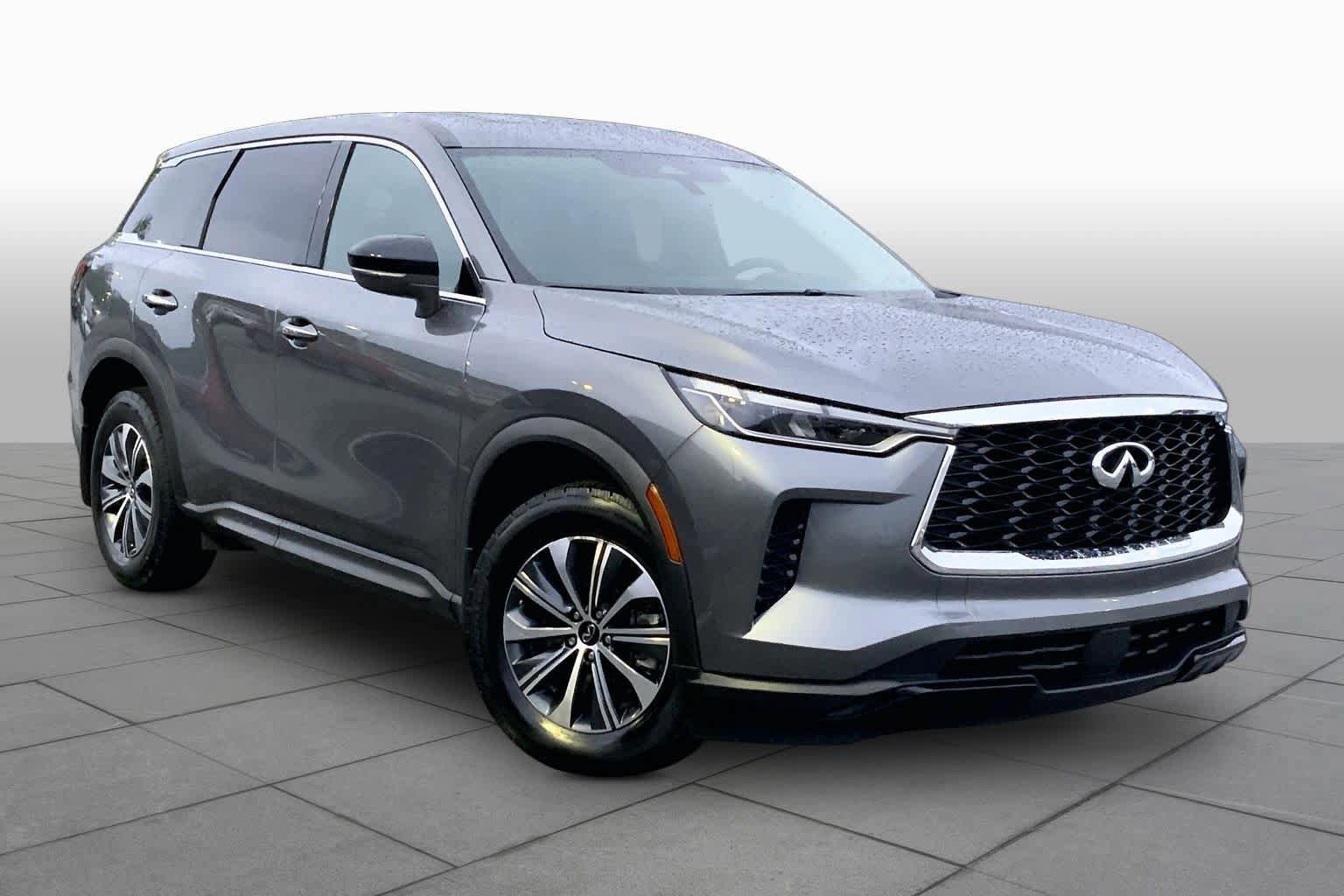 Used 2024 INFINITI QX60 Pure FWD image 3