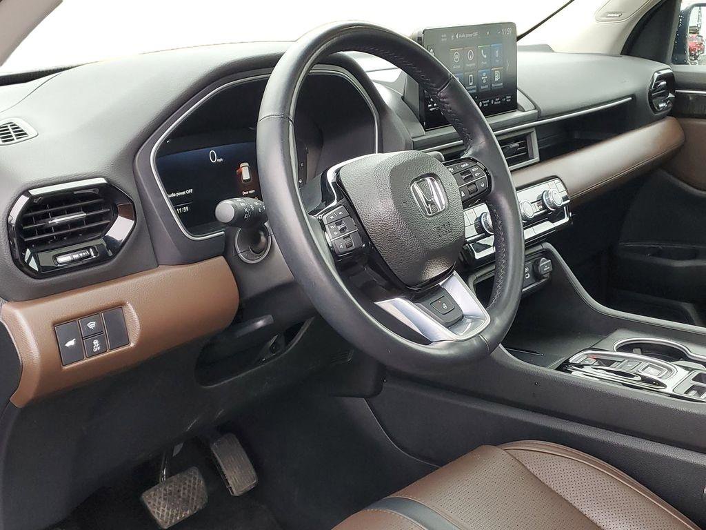 Certified 2025 Honda Pilot Elite image 9