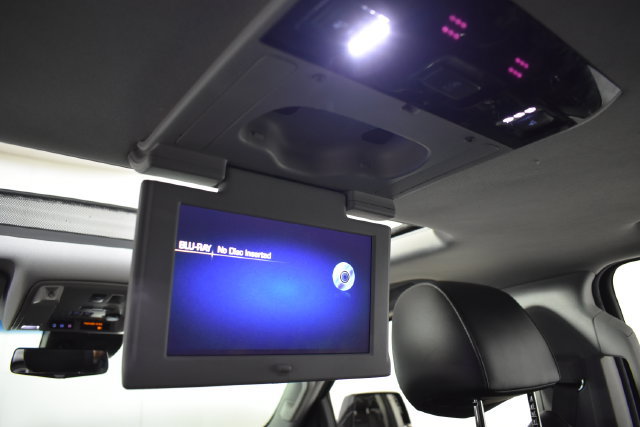 Used 2017 Cadillac Escalade Premium Luxury AWD/4WD image 27