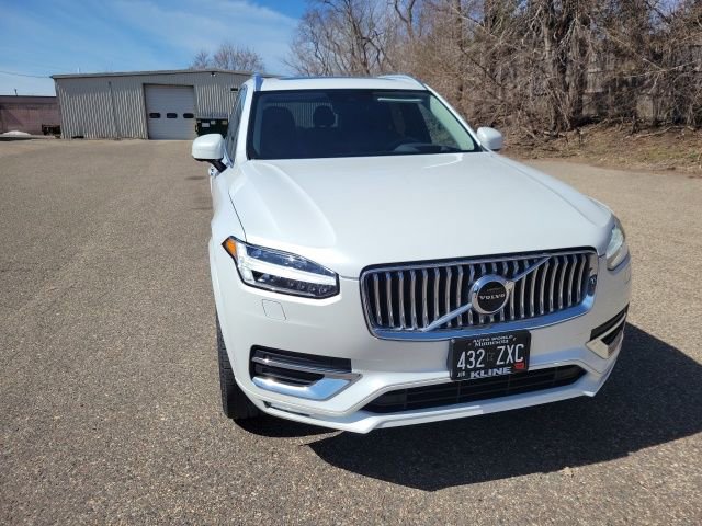 Used 2022 Volvo XC90 T6 Inscription w/ Advanced Package image 4