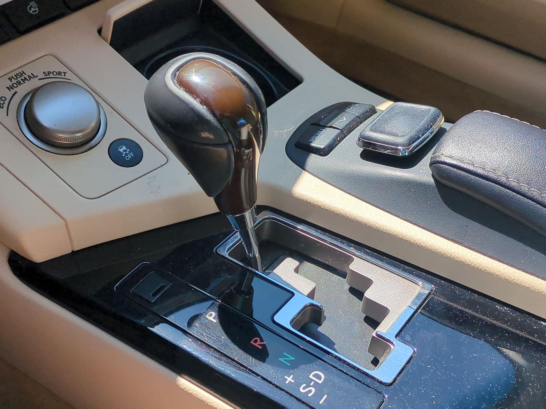 Used 2015 Lexus ES 350 w/ Luxury Package FWD image 26
