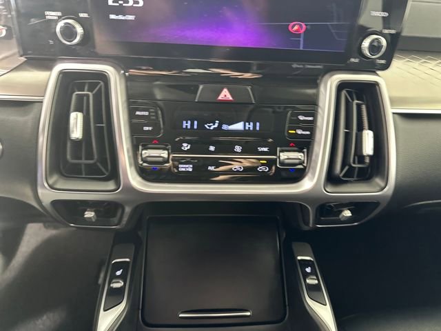 Used 2024 Kia Sorento EX image 23