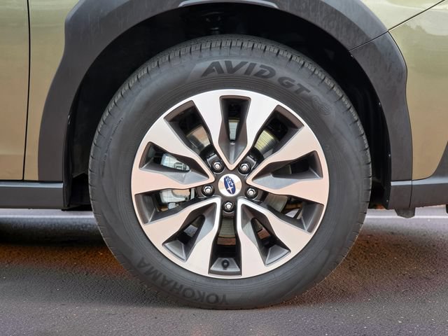 Certified 2025 Subaru Outback Limited AWD/4WD image 8