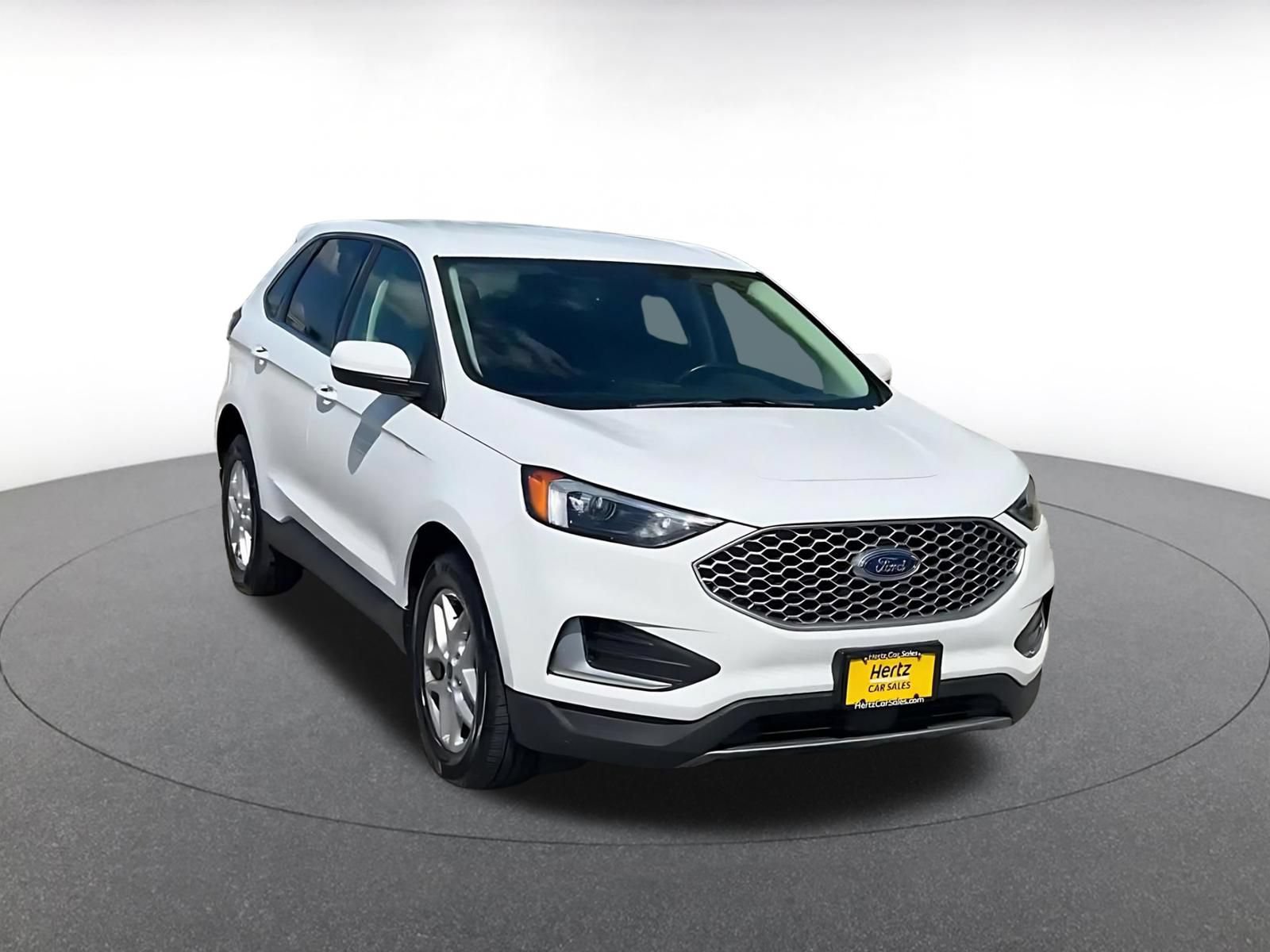 Used 2024 Ford Edge SEL AWD/4WD image 3