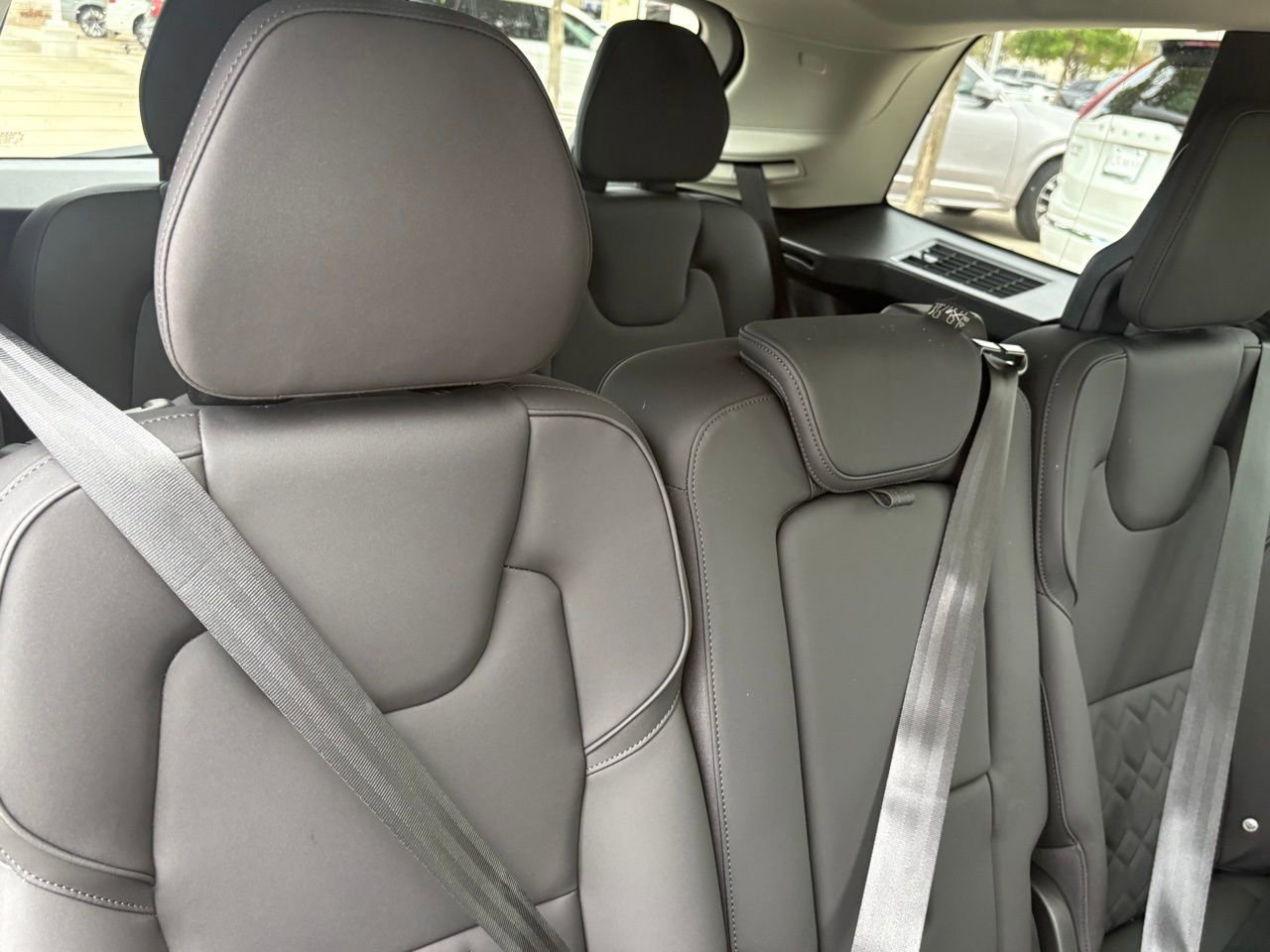 New 2026 Volvo XC90 B5 Core w/ Protection Package Premier image 34