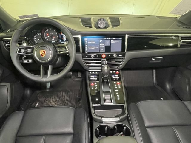 New 2026 Porsche Macan AWD/4WD image 24