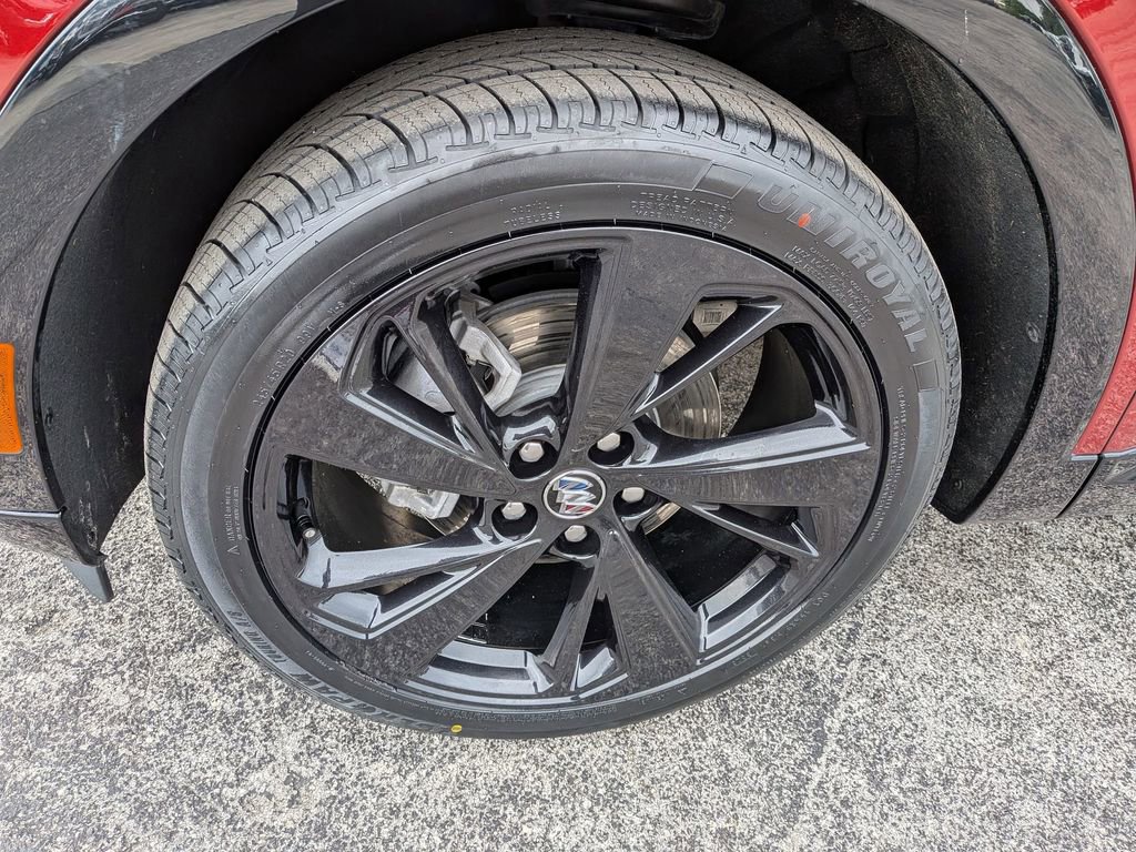Certified 2023 Buick Envision Essence w/ Sport Touring Package FWD image 8