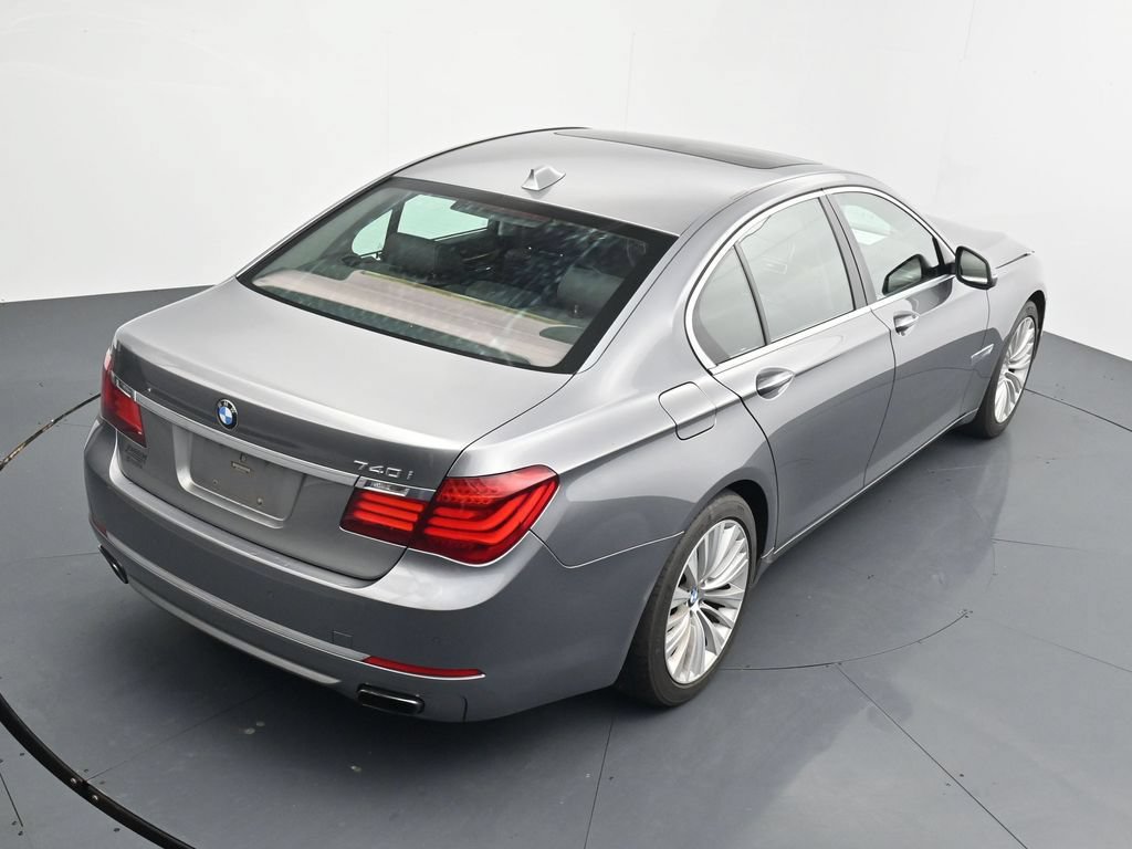 Used 2015 BMW 740i RWD image 29