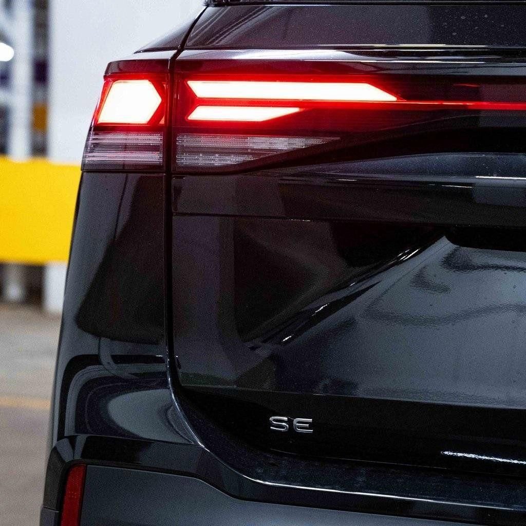 New 2026 Volkswagen Tiguan SE AWD/4WD image 6