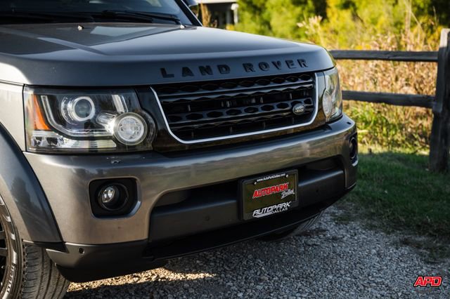 Used 2015 Land Rover LR4 HSE AWD/4WD image 23