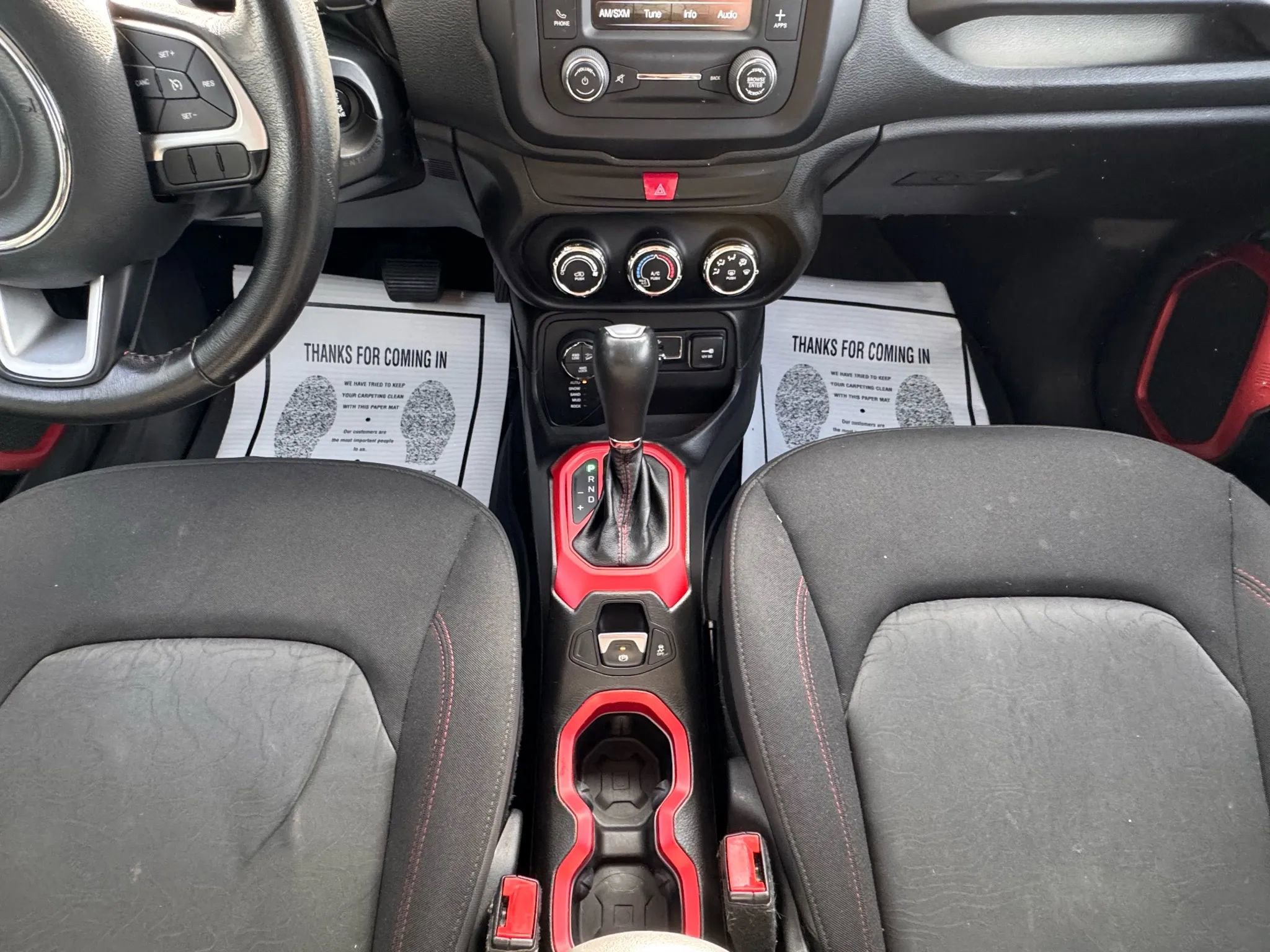 Used 2016 Jeep Renegade Trailhawk image 27