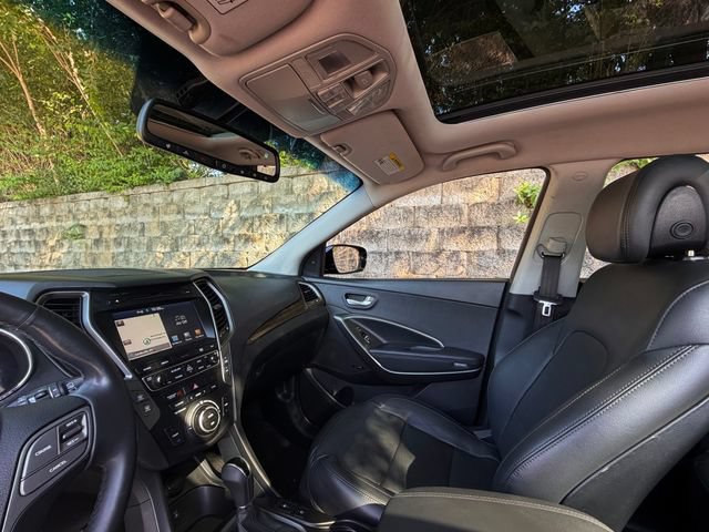 Used 2023 Hyundai Santa Fe SEL w/ Premium Package FWD image 27