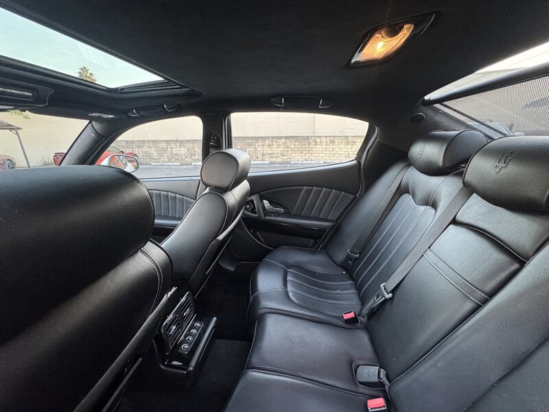 Used 2012 Maserati Quattroporte S RWD image 34