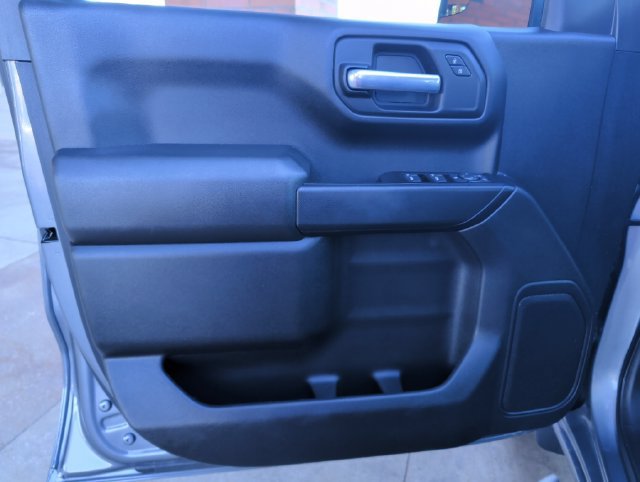 Used 2021 Chevrolet Silverado 1500 Custom w/ LPO, Dark Essentials Package AWD/4WD image 12