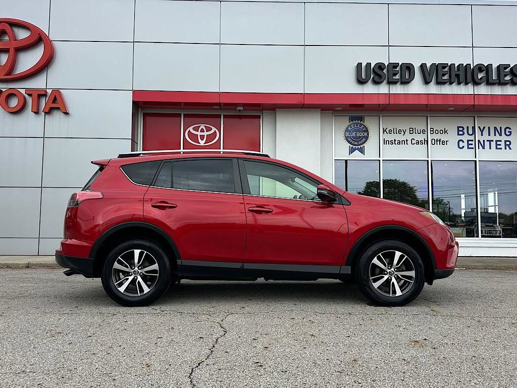 Certified 2017 Toyota RAV4 XLE AWD/4WD image 6