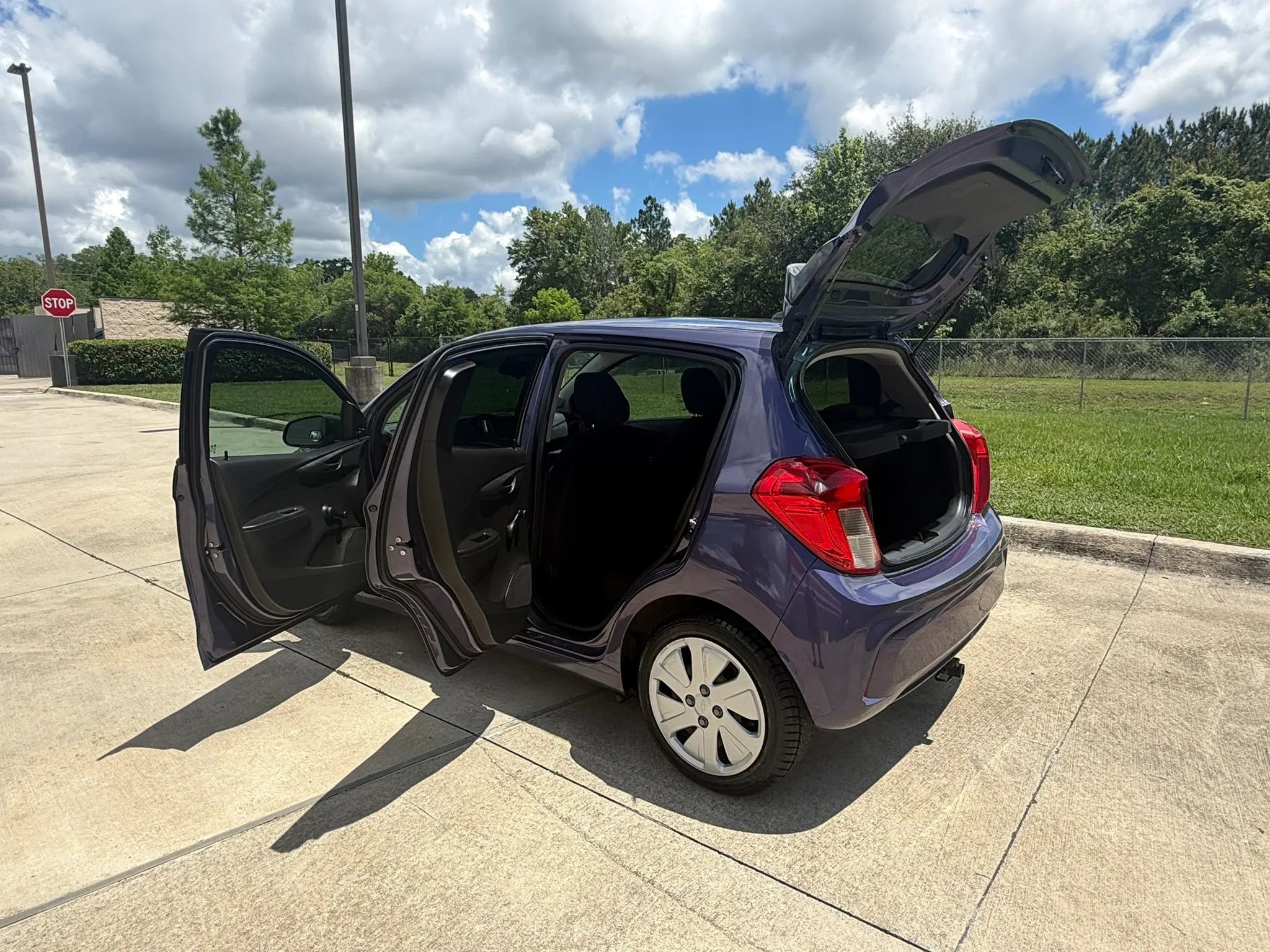 Used 2017 Chevrolet Spark LS FWD image 33